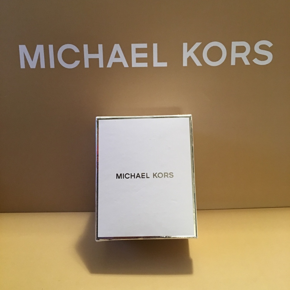 NWT - MICHAEL KORS PLUM FOX FUR POM KEY FOB - Picture 5 of 6